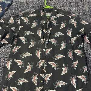 Reyn spooner shark t-shirt